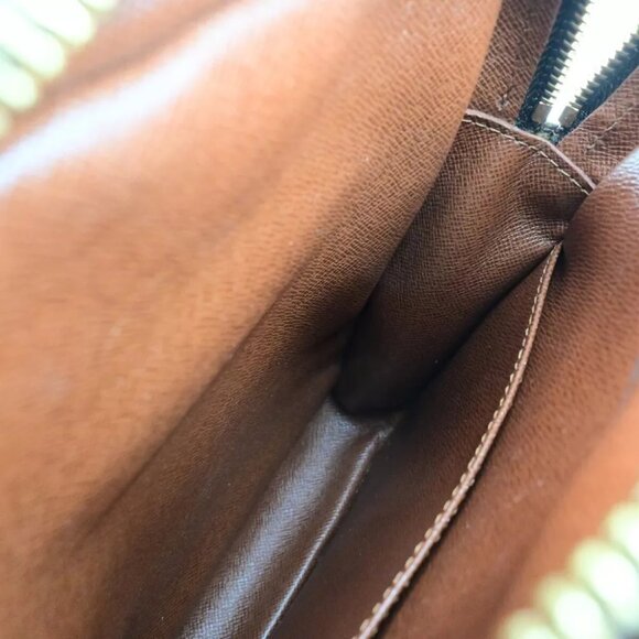 AUTHENTICITY GUARANTEED LOUIS VUITTON Amazon Crossbody Shoulder Bag Monogram - Picture 12 of 16